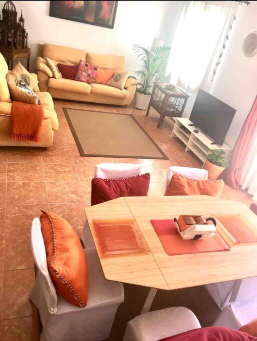 Duplex 3 Dormitorios Con Parking Privado 科斯塔特吉塞 外观 照片